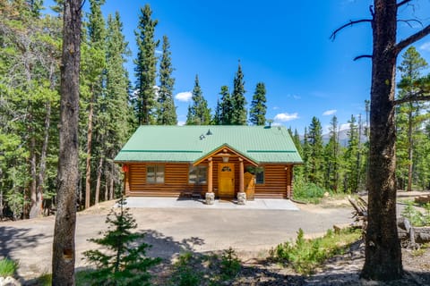 Hot Tub Hideaway w/ Views & Deck in Fairplay! House in Park County