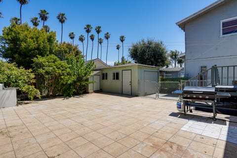 Stroll to SF Bay Beaches! Cozy Home in Alameda House in Alameda