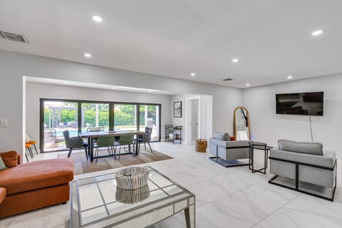 1 Mi to Beach: Modern Cape Coral Home w/ Pool House in Cape Coral