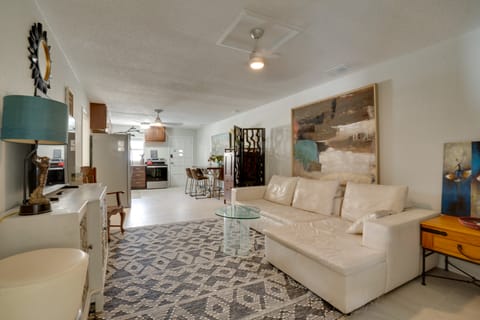 Steps to Gulf: Updated Duplex in Redington Shores! House in North Redington Beach