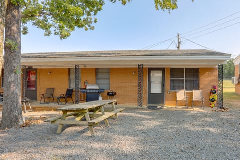 Private Boat Slip: Boater's Haven in Greers Ferry! House in Greers Ferry Lake