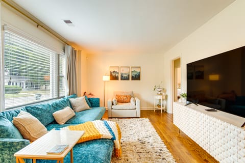 Updated Suburban Retreat: 8 Mi to Dtwn Memphis! House in Memphis