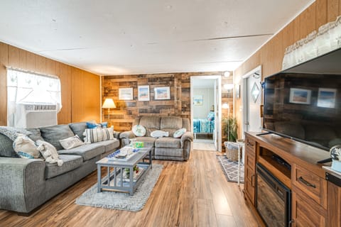 Meet Manatees! Home 3 Mi to Homosassa Wildlife SP House in Florida