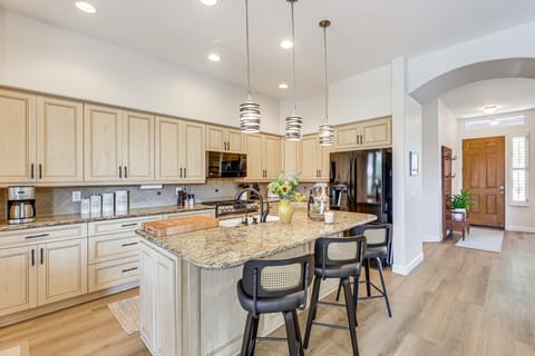 Extended-Stay Oasis: Gilbert Getaway w/ Office! House in Gilbert