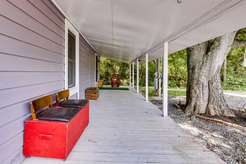 No Pet Fee! Peaceful Escape at Towner Properties House in Alabama