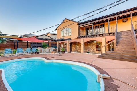 Italian-Styled Home w/ Lake Views & Private Pool House in Rio Grande