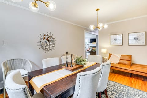 Cookout Ready: Walkable Home in Bearden Village House in Knoxville