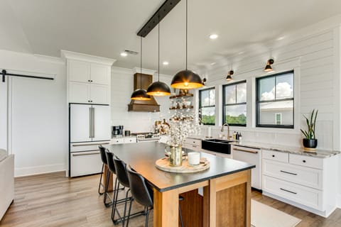 Luxury Beachfront Living! Epic Ocean Springs Home House in Mississippi