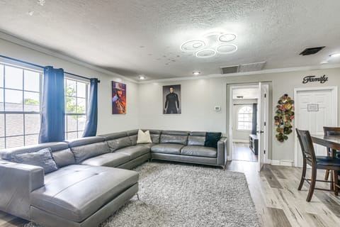 Walkable Apt 2 Mi to Dtwn: Houston Retreat! Apartment in Houston