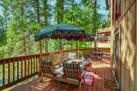 Walk to Fly-In Lake: Blue Lake Springs Cabin! House in Arnold