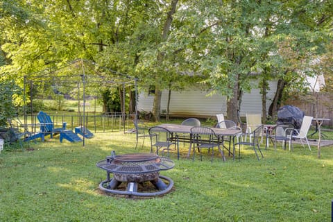 Spacious Nashville Retreat w/ Yard: WFH Friendly! House in Nashville