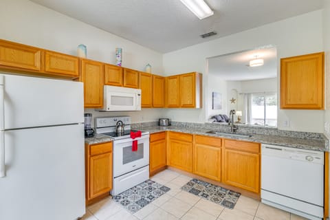 9 Mi to Disney! Regal Palms Resort Condo w/ Pools Apartment in Four Corners