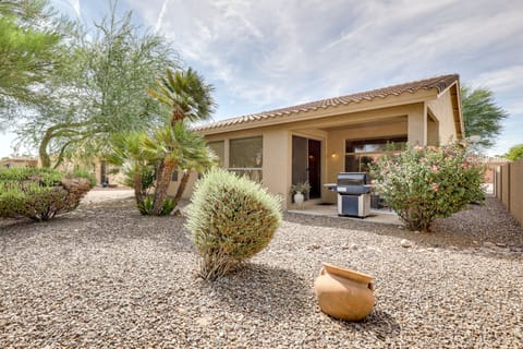 Pool Access: Oakwood Home in Sun Lakes House in Sun Lakes
