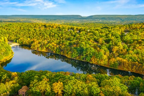 Private Yard, Playset: Family Home in Penn Estates House in Stroud Township
