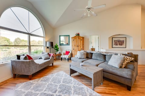 Pet-Friendly Longmont Home w/ McIntosh Lake Access House in Longmont