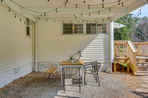 Home 9 Mi to Dtwn Springfield w/ Porch & Yard! House in Tennessee