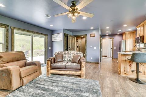 Hike, Fish & Relax: Kickapoo River Cabin! House in Iowa