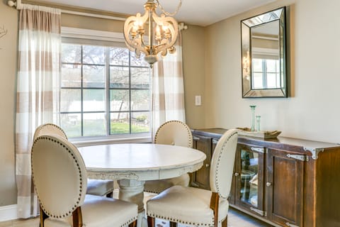 Pet Friendly w/Yard: 1 Mi to Wilson State Park House in Harrison