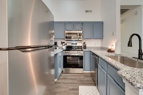 0.5 Mi to Table Rock Lake: Ozark Mountains Cabin House in Table Rock Lake