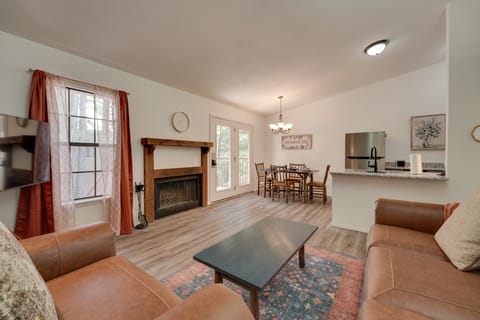 0.5 Mi to Table Rock Lake: Ozark Mountains Cabin House in Table Rock Lake