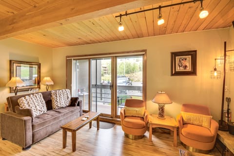 ‘The Love Shack’ - A Couple's Colorado Retreat! Apartment in Colorado