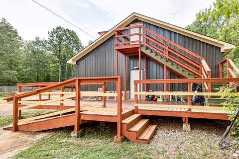 Family Home w/ On-Site Waterfall & Pond in Fulton! House in Arkansas