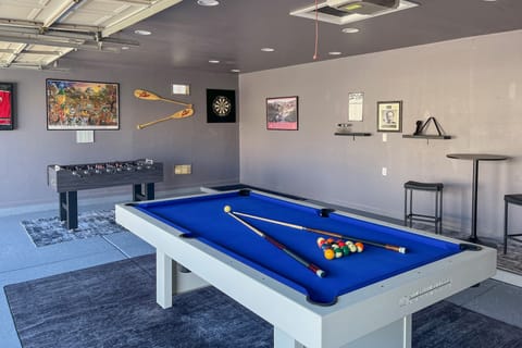 Game Room & Backyard Oasis: Avondale Group Getaway House in Avondale