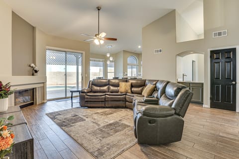 Game Room & Backyard Oasis: Avondale Group Getaway House in Avondale