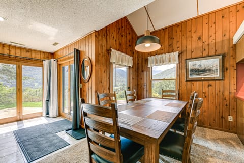Ski, Hike & Fish: Mtn-View Maggie Valley Retreat House in Maggie Valley