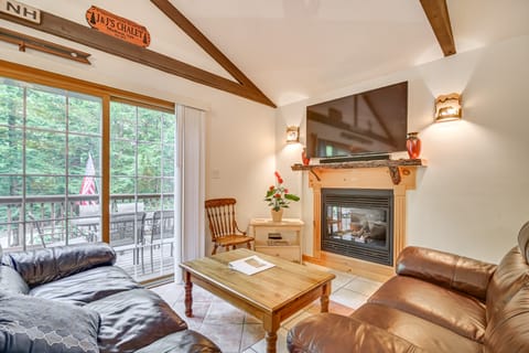 Walk to Water: Outdoor Gem w/ Bunkhouse in Madison House in Madison