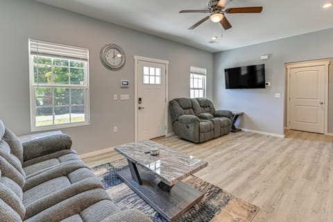 2 Mi to Marina & Lake Cumberland! Newly Built Home House in Lake Cumberland