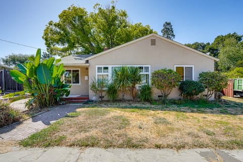 Serene Studio in SF Suburbs: Quiet + Cat Friendly! Apartment in Castro Valley