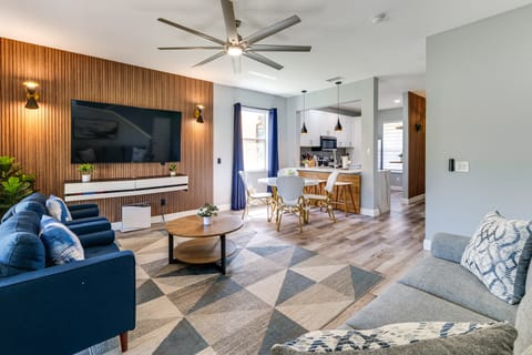 Regal Palms Gem Near Disney w/ Patio, Themed Rooms Apartment in Four Corners