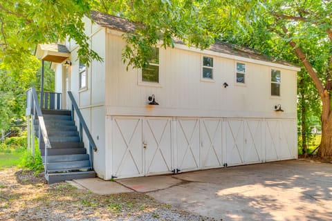 Cozy Studio in Heart of OKC Plaza District! Apartment in Oklahoma City