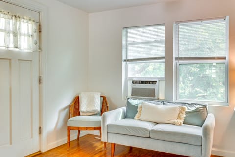 Cozy Studio in Heart of OKC Plaza District! Apartment in Oklahoma City