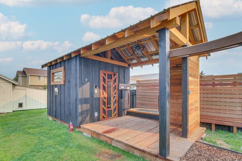 Sauna, Gas Grill & More! Belgrade Getaway Apartment in Belgrade