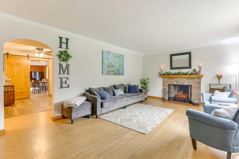 4 Mi to Main Street! Family Getaway in Zanesville House in Ohio