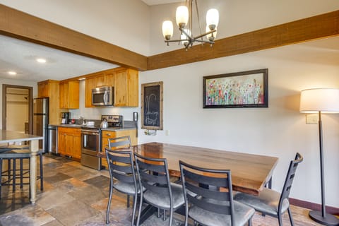 3 Mi to Slopes! Mtn-View Breckenridge Townhome Apartment in Breckenridge