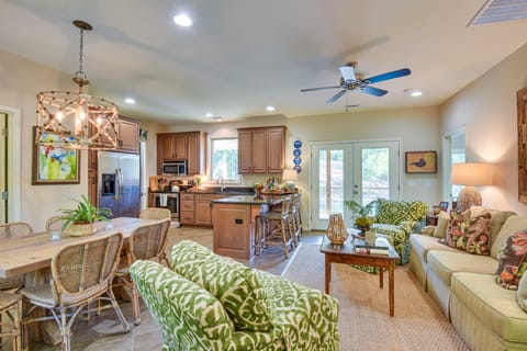 Lakefront Fun Near Clemson! Retreat w/ Pool Access House in Seneca