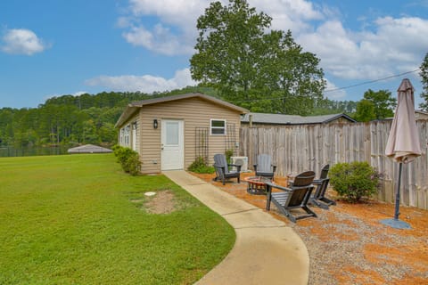 Tranquil Views: Riverfront Retreat in Hot Springs! House in Lake Ouachita