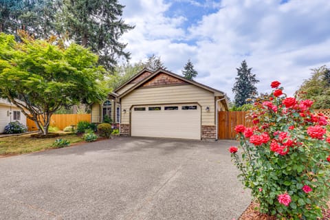 Tranquil Home w/ Patio & Fenced Yard in Vancouver! House in Vancouver
