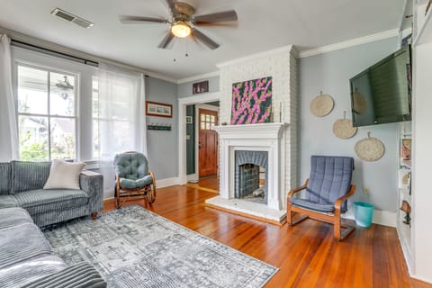 Stay Near LSU! Baton Rouge Home 3 Mi to Stadium House in Baton Rouge