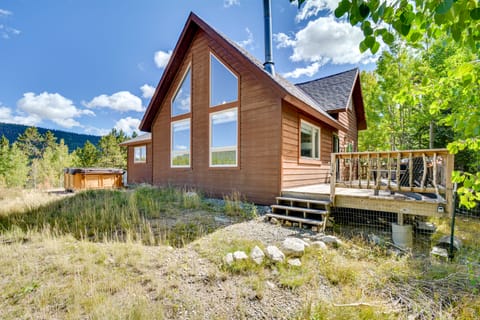 Hot Tub & Deck: Cabin Near Dtwn Alma & Breck House in Alma