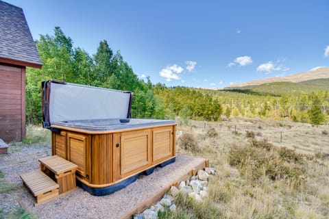 Hot Tub & Deck: Cabin Near Dtwn Alma & Breck House in Alma