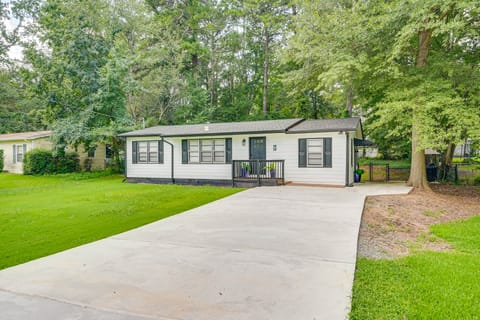 5 Mi to Town: Pet-Friendly Retreat in Marietta! House in Marietta