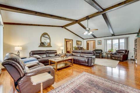 Home w/ Large Yard: 8 Mi to Holiday Valley Resort House in Little Valley