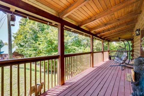 Walk to Douglas Lake: Cabin w/ Private Hot Tub! House in Douglas Lake