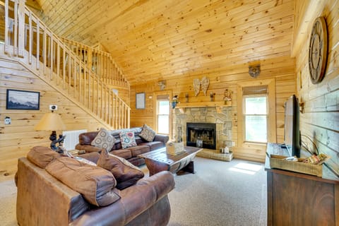 Walk to Douglas Lake: Cabin w/ Private Hot Tub! House in Douglas Lake