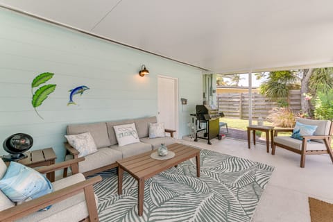 Beach Gear Provided! ‘Oma’s House’ in Bradenton! House in Bradenton