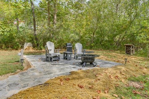 Cottage Close to Caves & Trails in Hocking Hills! House in Falls Township